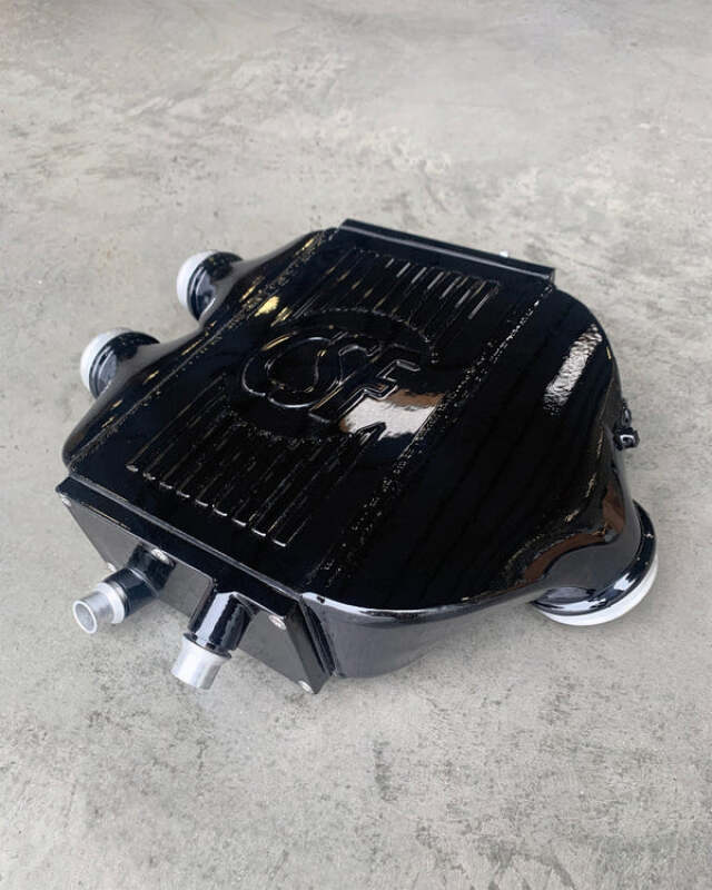 CSF 8082GB 2014+ BMW M3 M4 F8X CSF Top Mount Charge-Air-Cooler Gloss Black